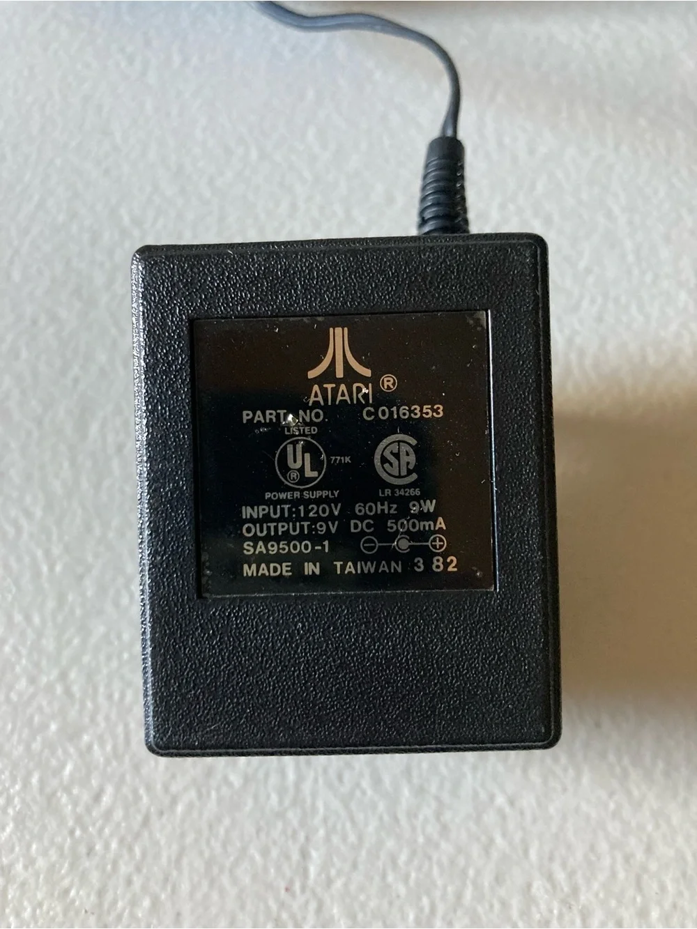 Atari AC/DC Adapter 9V 500mA Black 2-Prong Indoor Use Only C016353
